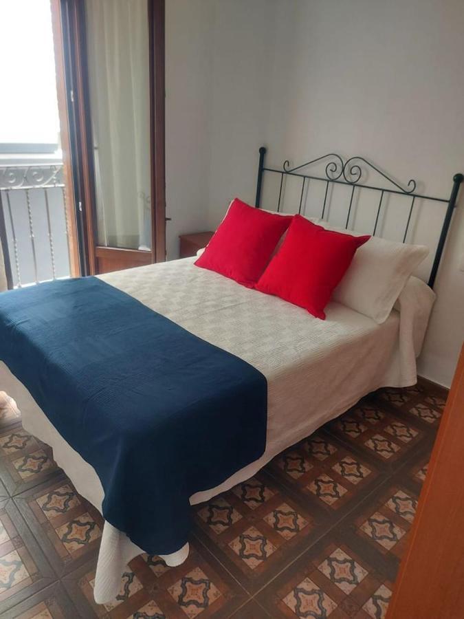 1 Dormitorio. Jesus Gran Poder 4. Plaza De La Gavidia Appartamento